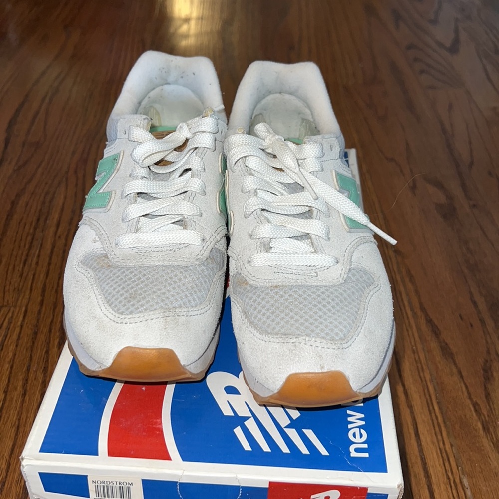New Balance Women’s Sneakers - Picture 4 of 4